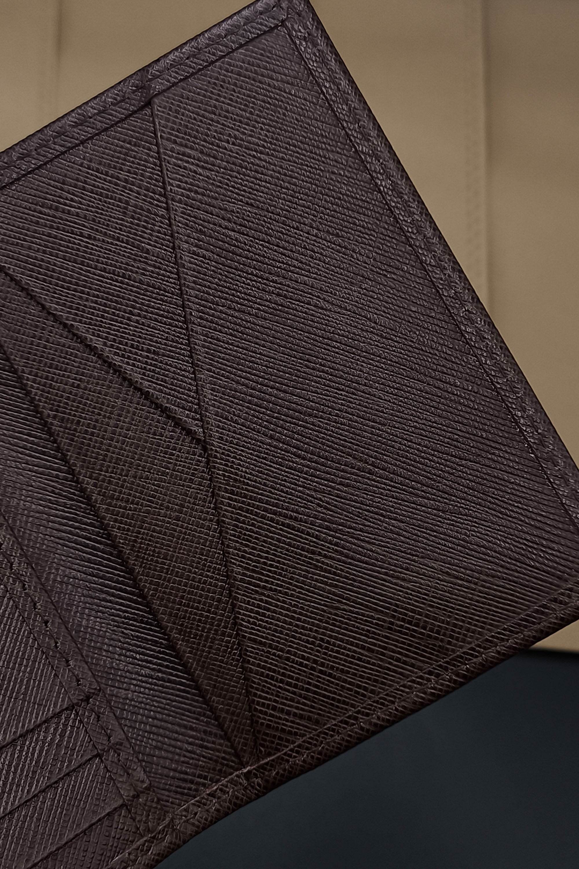 CH-095 VERTICAL BROWN