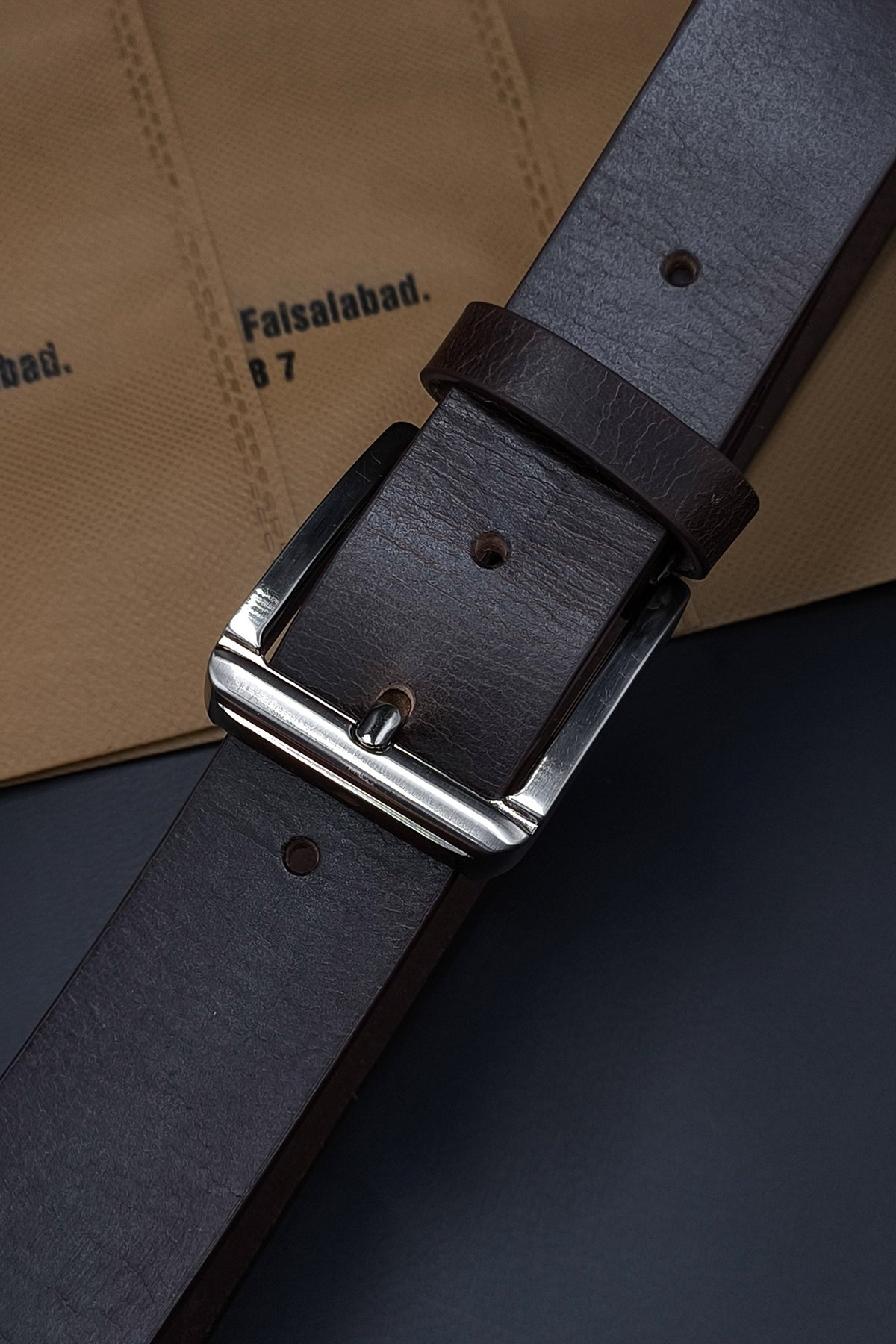 B40- 1P CRAZY HORSE DARK BROWN